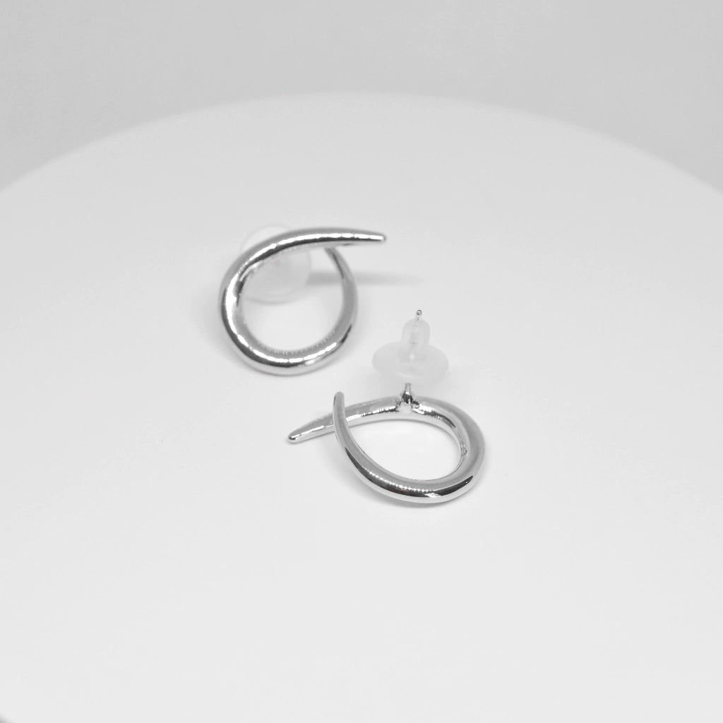 ARETES SIX