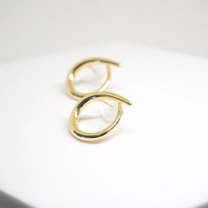 ARETES SIX