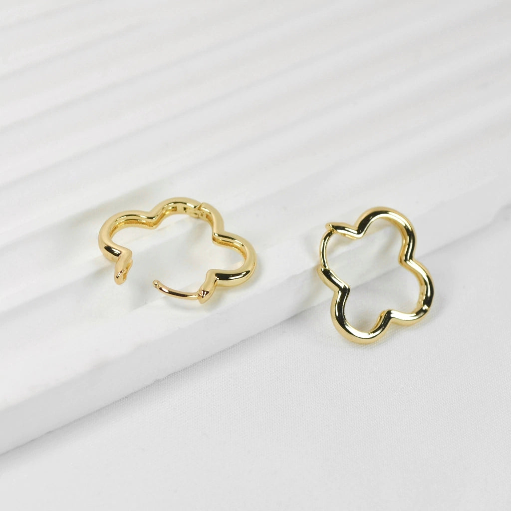 ARRACADA TREBOL DORADO