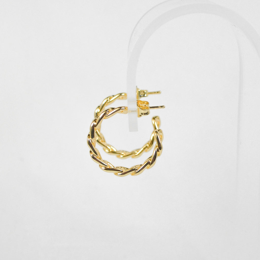 ARRACADAS CARMÍN DORADAS