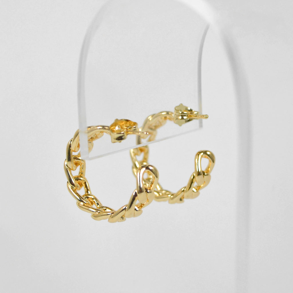 ARRACADAS CARMÍN DORADAS