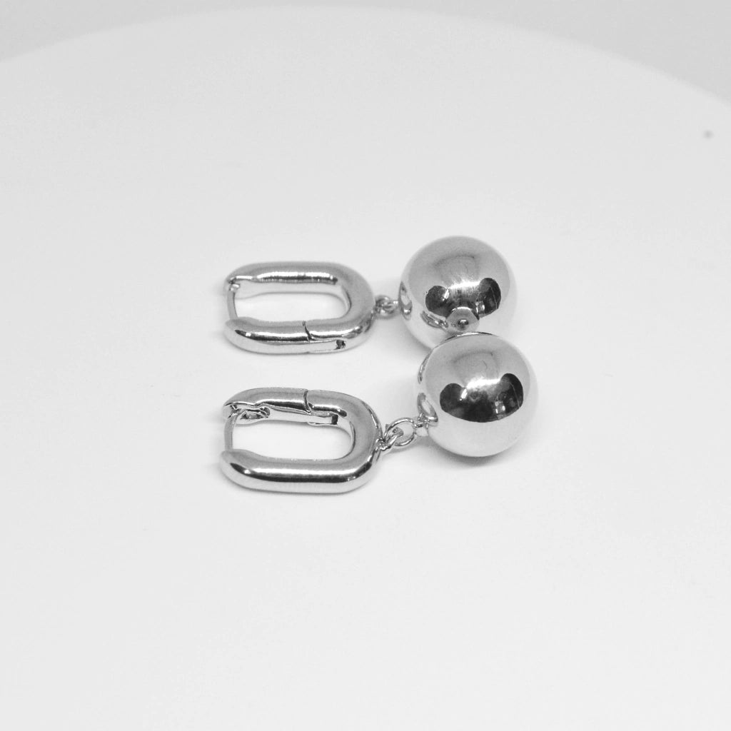 ARETES PAULETTE PLATEADOS