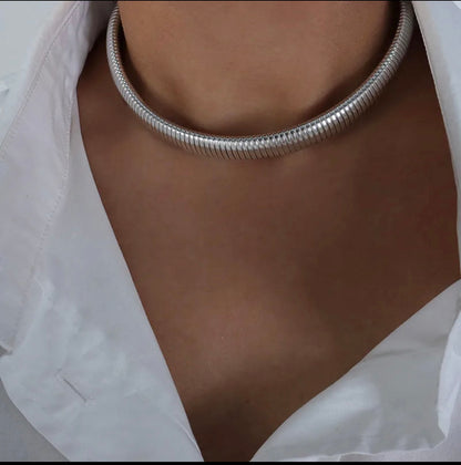 COLLAR GRECIA