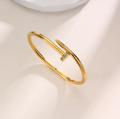BRAZALETE CLAVO