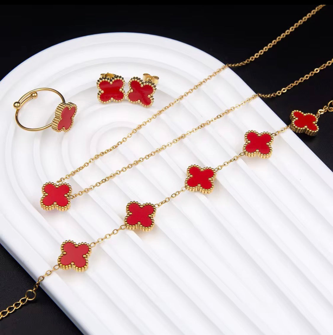 COLLAR SET TRÉBOL DUPE