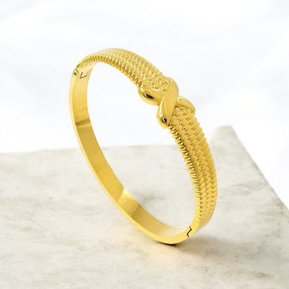 BRAZALETE  XOXO