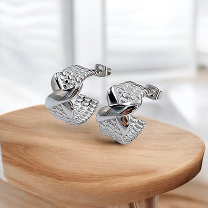 ARETES XOXO