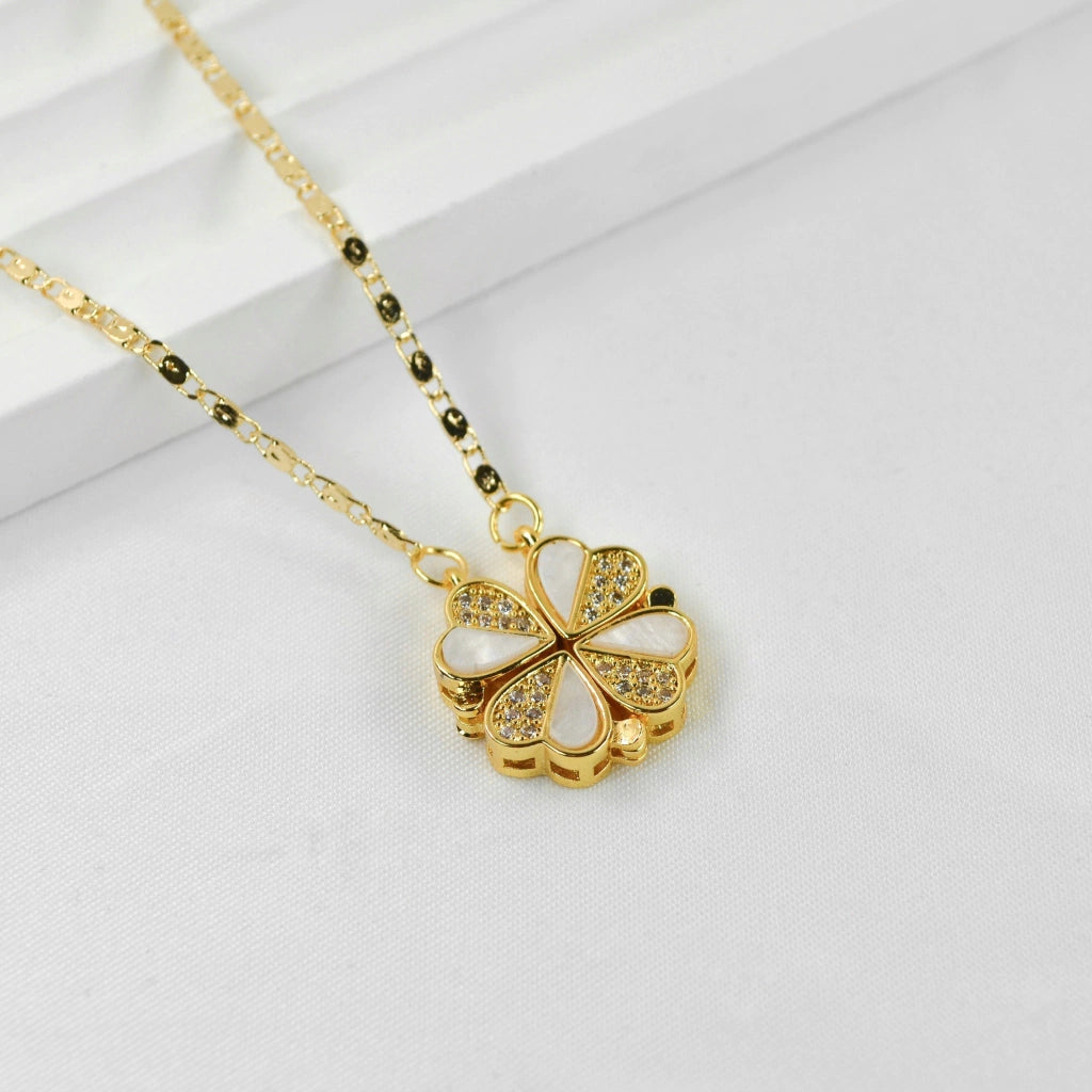 COLLAR TREBOL DE CORAZONES CONVERTIBLE