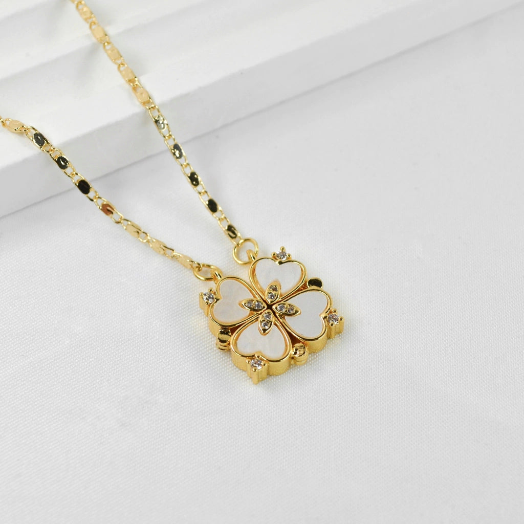 COLLAR TREBOL DE CORAZONES CONVERTIBLE
