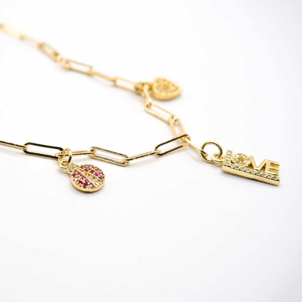 COLLAR CAROLA CON CHARMS LOVE