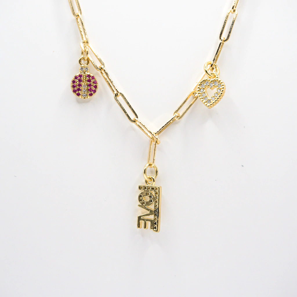 COLLAR CAROLA CON CHARMS LOVE